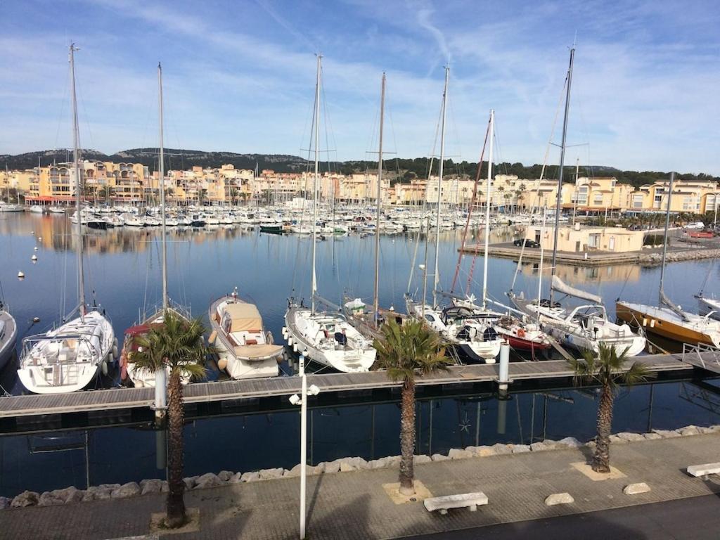 Gruissan Appartement Calme, Vue Sur Port De Plaisance -Clim, Empl.Parking Esterno foto