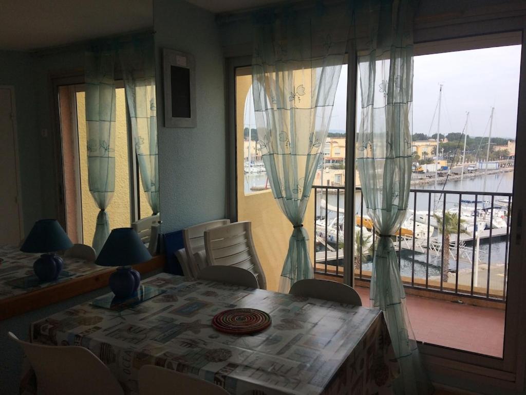 Gruissan Appartement Calme, Vue Sur Port De Plaisance -Clim, Empl.Parking Esterno foto