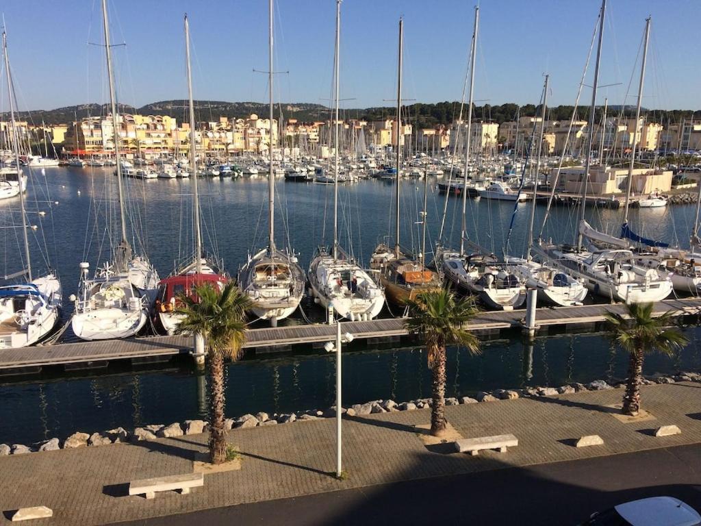 Gruissan Appartement Calme, Vue Sur Port De Plaisance -Clim, Empl.Parking Esterno foto